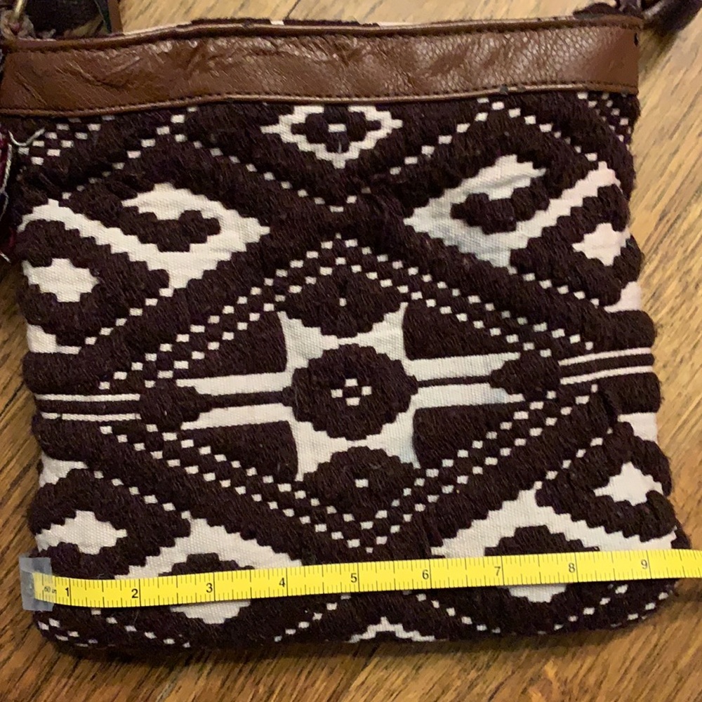 Quagga Aztec brown crossbody bag - Picture 9 of 12